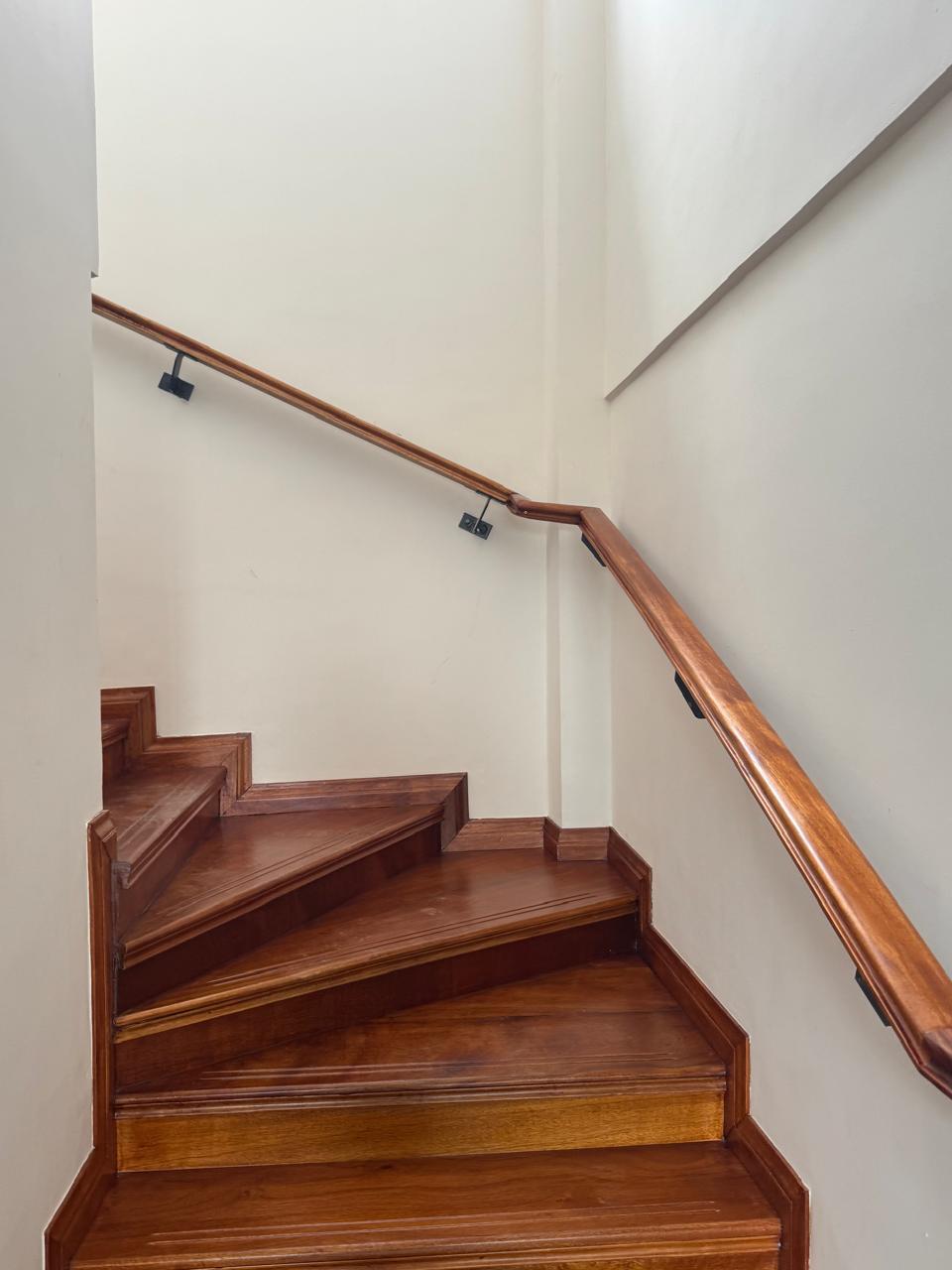 Gallery image 8